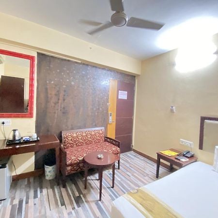 Astoria Hotel Kolkata Eksteriør bilde