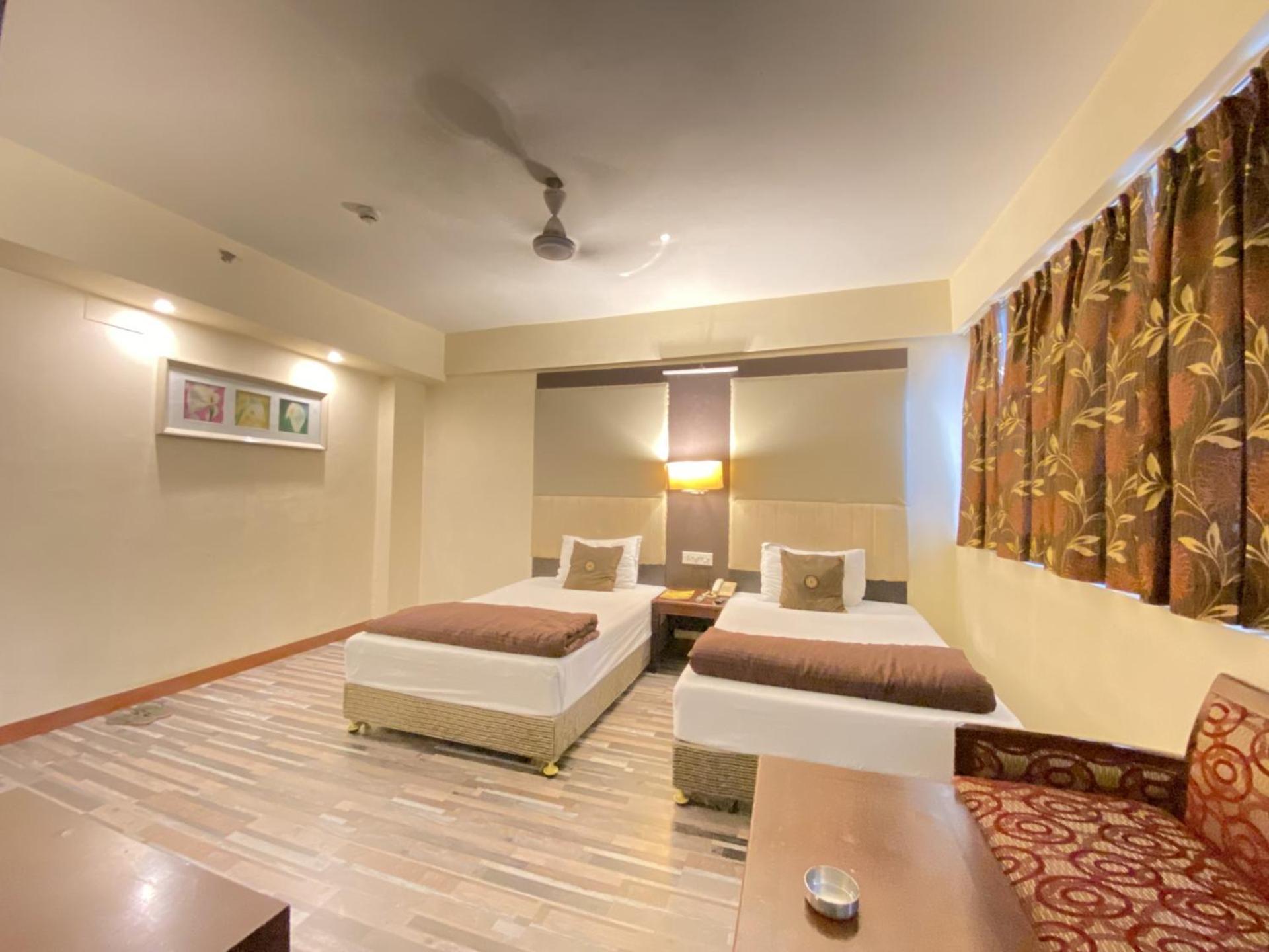 Astoria Hotel Kolkata Eksteriør bilde